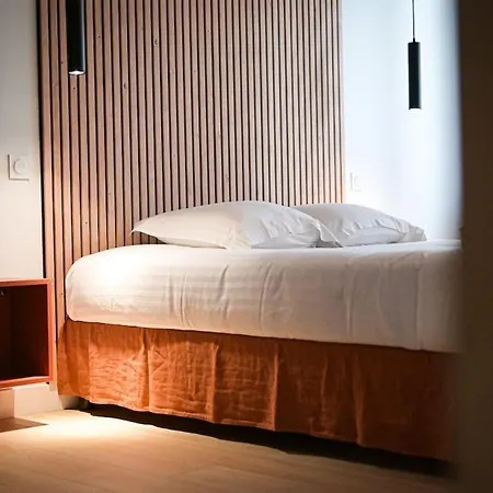 Le Tulum - Jacuzzi & Sauna Apartment Rouen