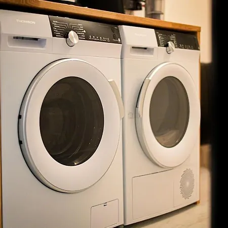 Le Tulum - Jacuzzi & Sauna Apartment